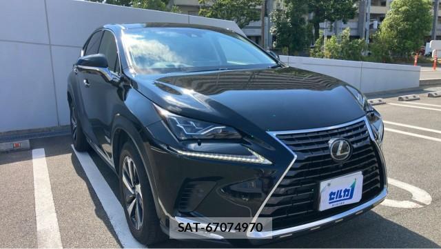 Lexus NX 2018-03 8550365-0
