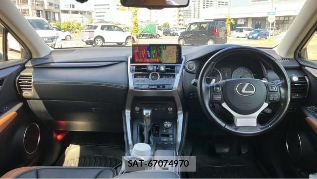 Lexus NX 2018-03 8550365-2