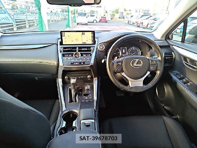 Lexus NX 2019-11 8550695-2