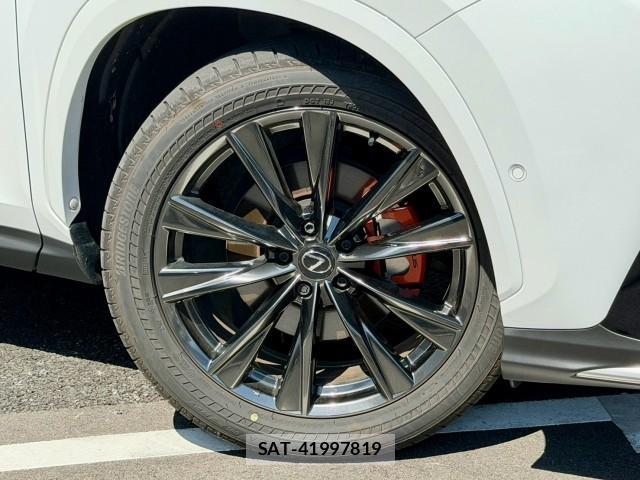 Lexus NX 2025-04 8551808-15