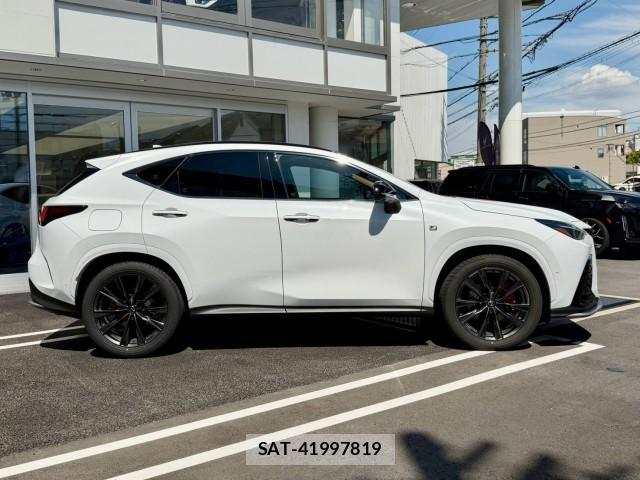 Lexus NX 2025-04 8551808-5