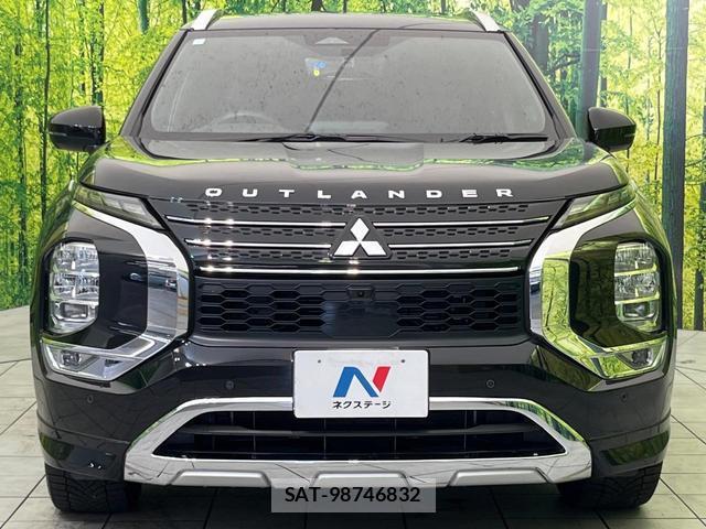 Mitsubishi OUTLANDER PHEV 2023-09 8545482-14