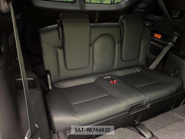 Mitsubishi OUTLANDER PHEV 2023-09 8545482-9