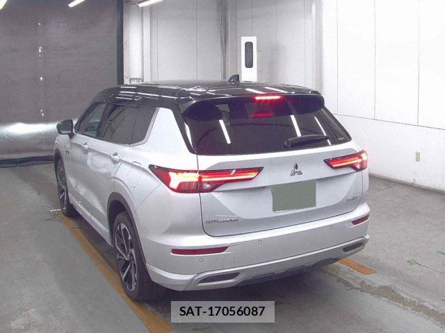 Mitsubishi OUTLANDER PHEV 2021-12 8545846-1