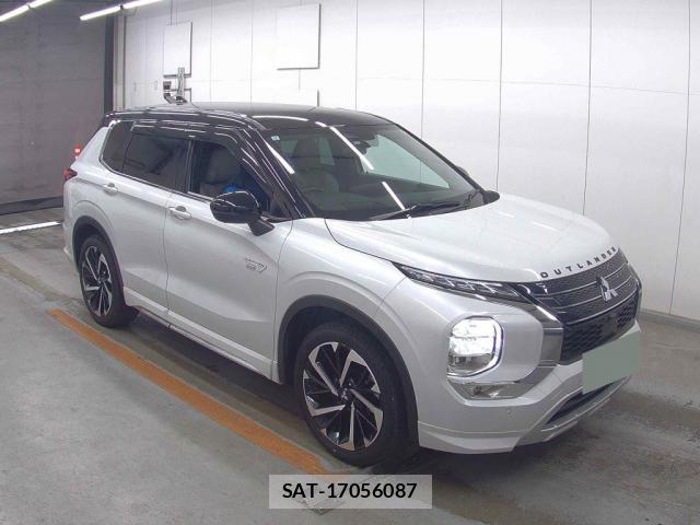 Mitsubishi OUTLANDER PHEV 2021-12 8545846-4