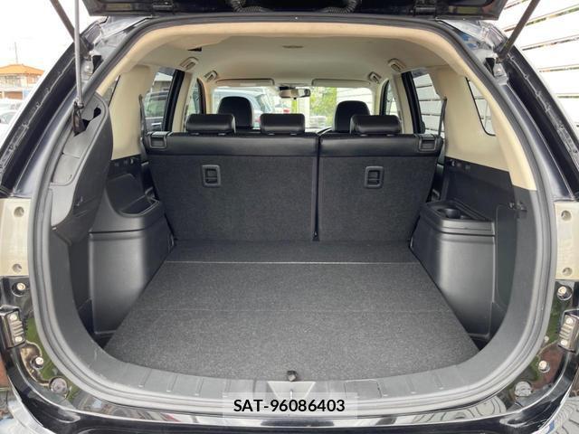 Mitsubishi OUTLANDER PHEV 2014-02 8546169-10