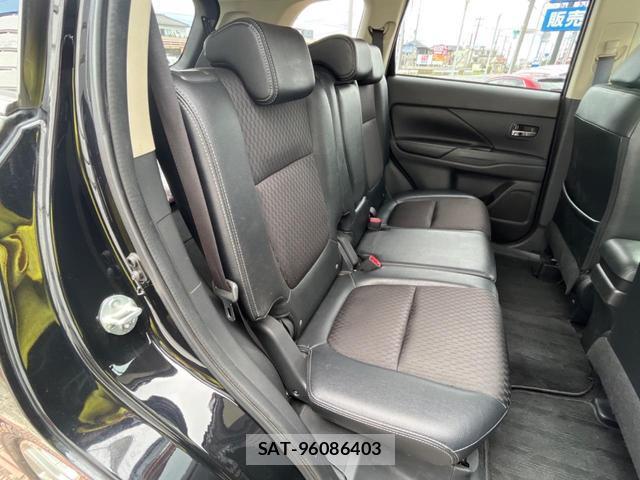 Mitsubishi OUTLANDER PHEV 2014-02 8546169-9