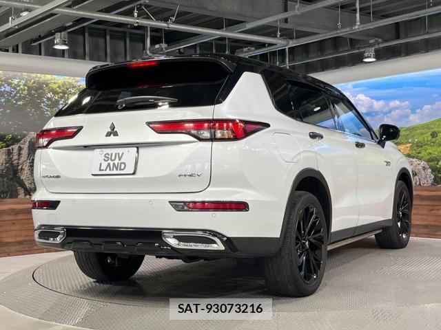 Mitsubishi OUTLANDER PHEV 2023-03 8546926-17