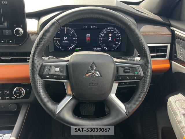 Mitsubishi OUTLANDER PHEV 2022-08 8547385-12