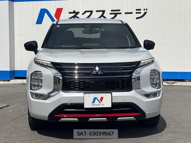 Mitsubishi OUTLANDER PHEV 2022-08 8547385-15