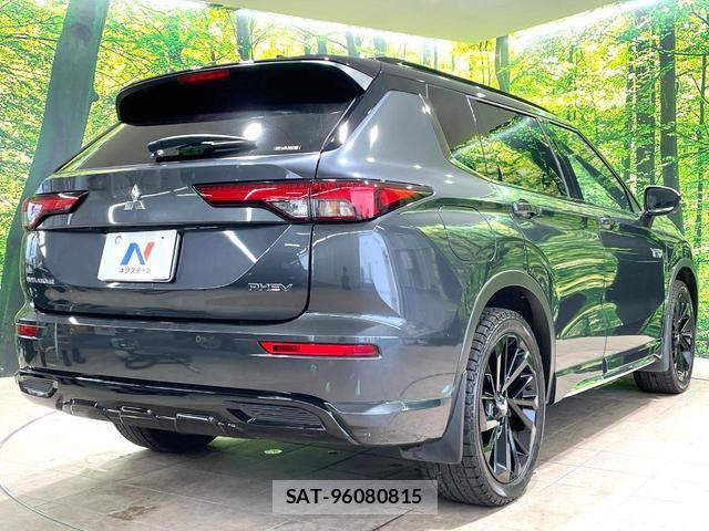 Mitsubishi OUTLANDER PHEV 2024-03 8550694-16