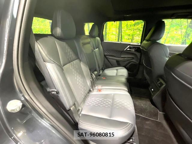 Mitsubishi OUTLANDER PHEV 2024-03 8550694-8