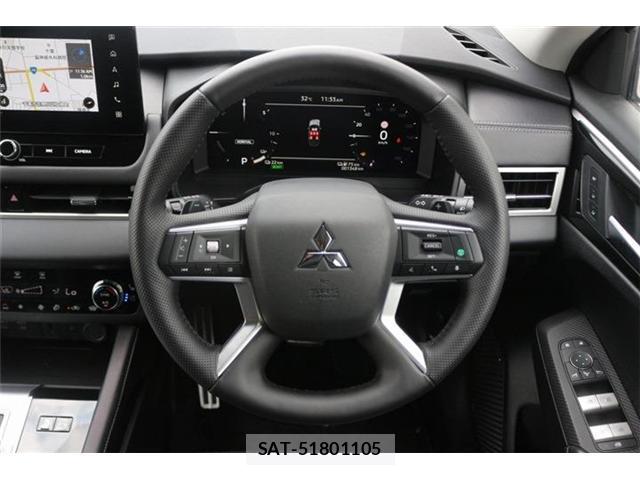 Mitsubishi OUTLANDER PHEV 2024-11 8550749-17