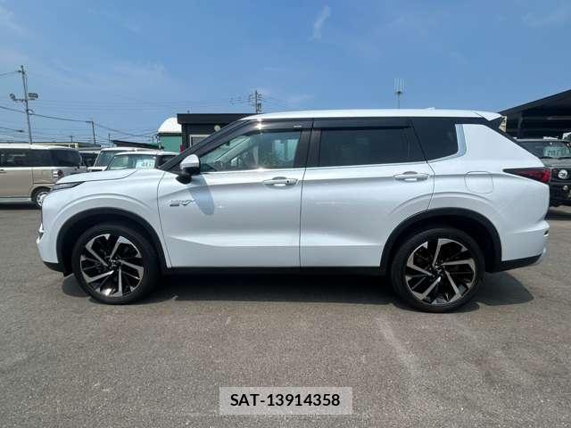 Mitsubishi OUTLANDER 2022-12 8551063-10