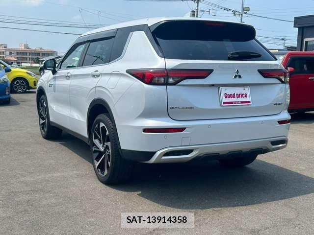 Mitsubishi OUTLANDER 2022-12 8551063-14