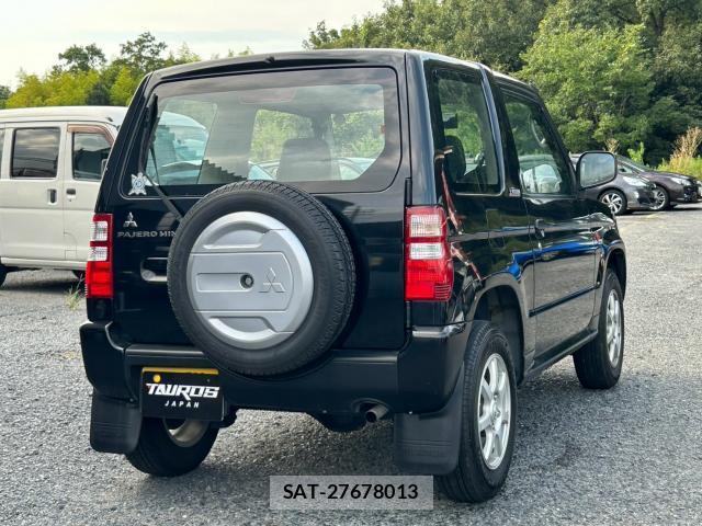 Mitsubishi PAJERO MINI 2009-09 8549184-1
