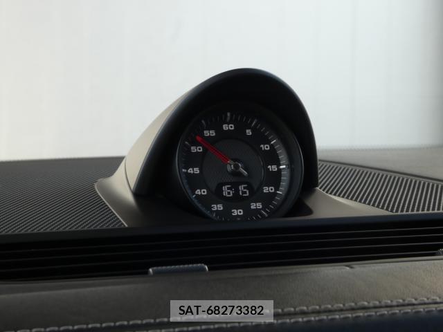 Porsche PANAMERA 2022-03 8546962-11