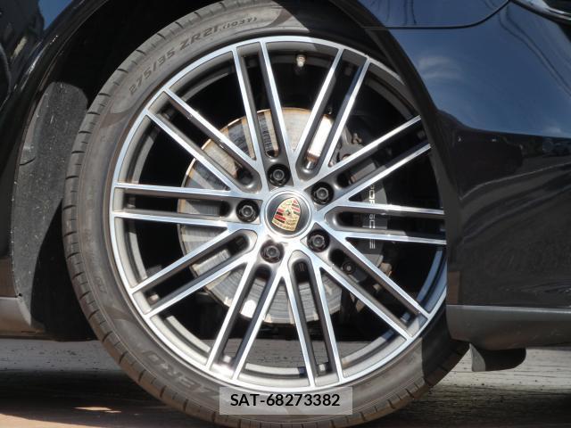 Porsche PANAMERA 2022-03 8546962-5