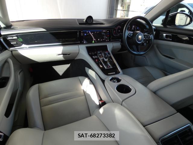 Porsche PANAMERA 2022-03 8546962-7