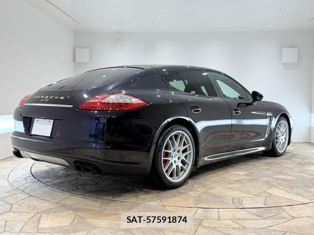 Porsche PANAMERA 2012-11 8548724-2