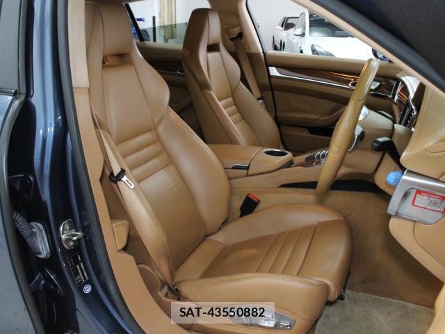 Porsche PANAMERA 2012-06 8548727-5
