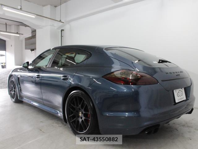 Porsche PANAMERA 2012-06 8548727-6