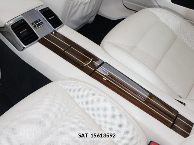 Porsche PANAMERA 2014-04 8548729-19