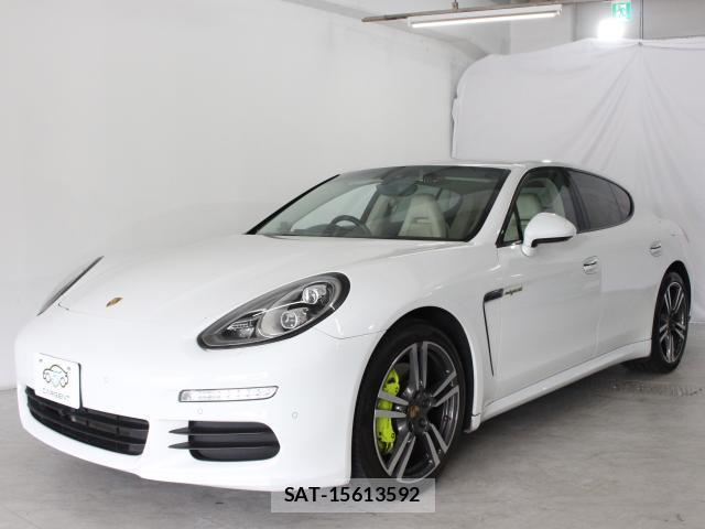 Porsche PANAMERA 2014-04 8548729-2