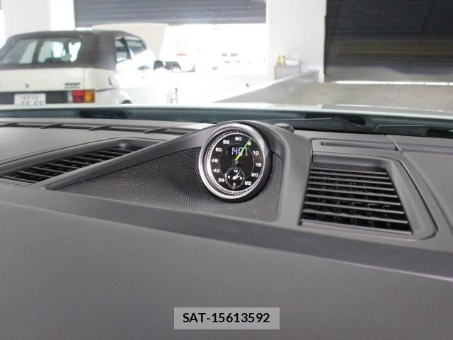 Porsche PANAMERA 2014-04 8548729-3