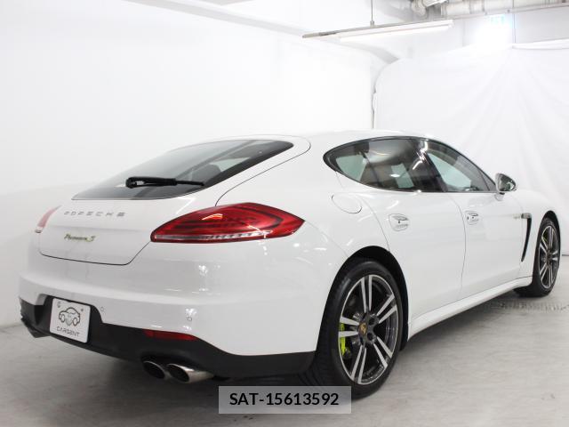 Porsche PANAMERA 2014-04 8548729-8