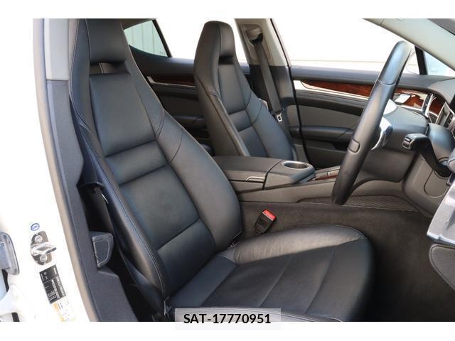 Porsche PANAMERA 2010-10 8549267-5