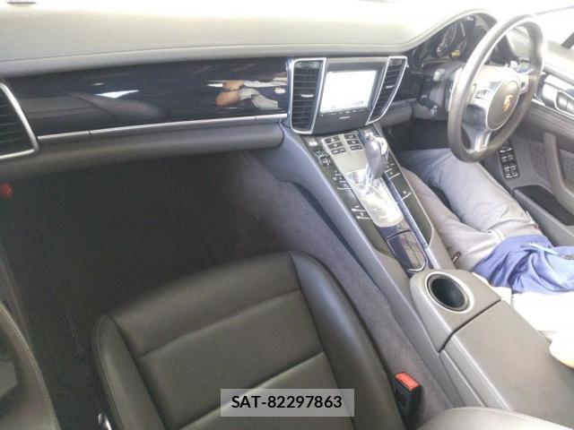 Porsche PANAMERA 2014-11 8550864-2