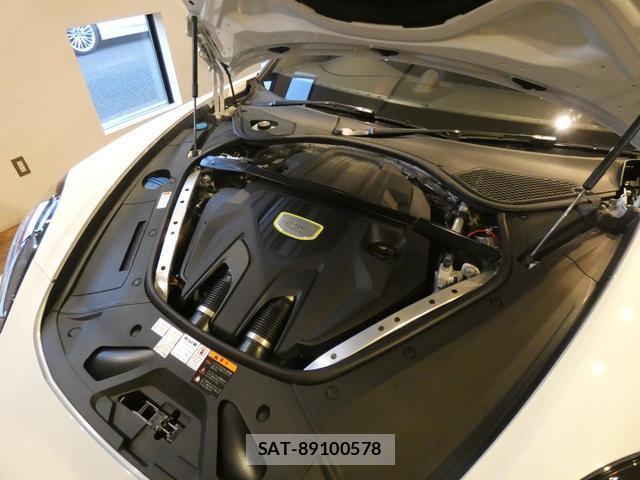 Porsche PANAMERA 2019-12 8552085-19