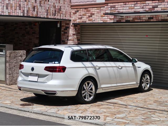 VolksWagen PASSAT 2017-02 8550037-1