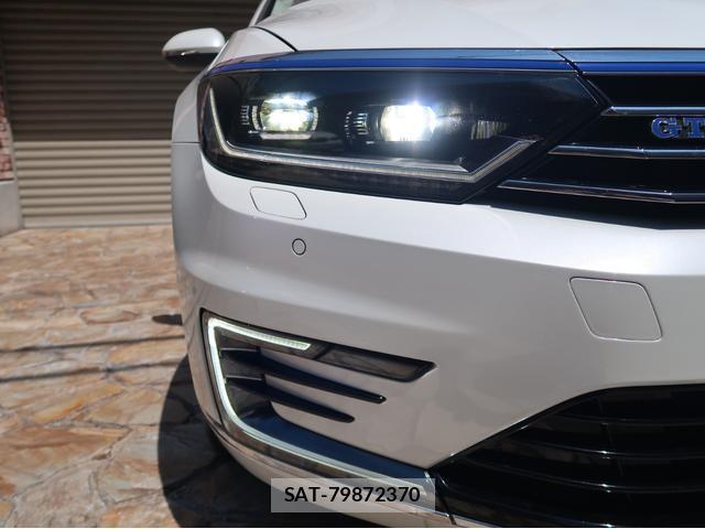 VolksWagen PASSAT 2017-02 8550037-14