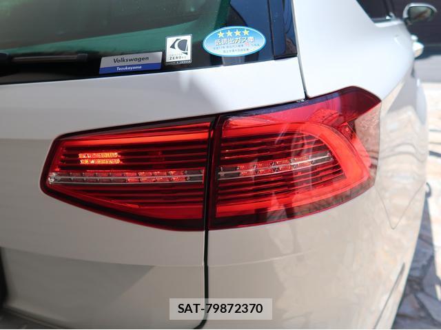 VolksWagen PASSAT 2017-02 8550037-15