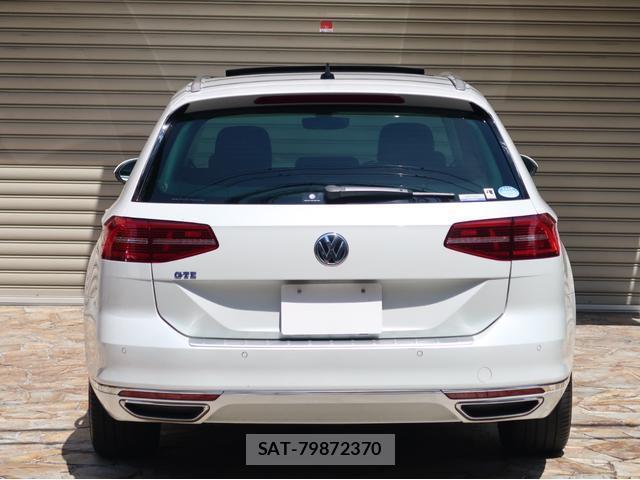 VolksWagen PASSAT 2017-02 8550037-4