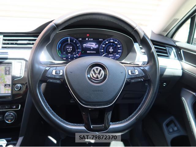 VolksWagen PASSAT 2017-02 8550037-7