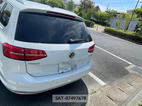 VolksWagen PASSAT VARIANT 2015-09 8550330-1