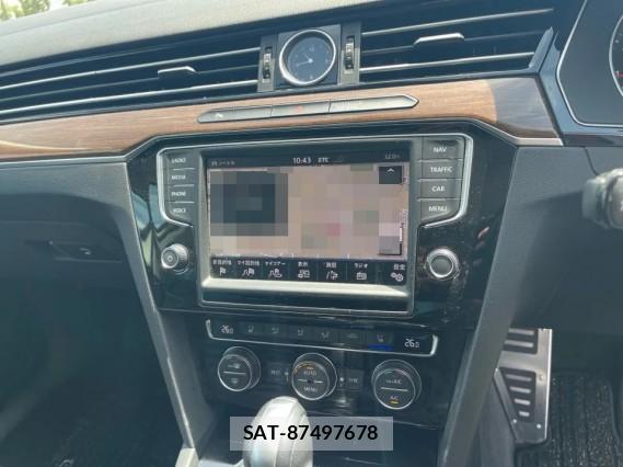 VolksWagen PASSAT VARIANT 2015-09 8550330-4