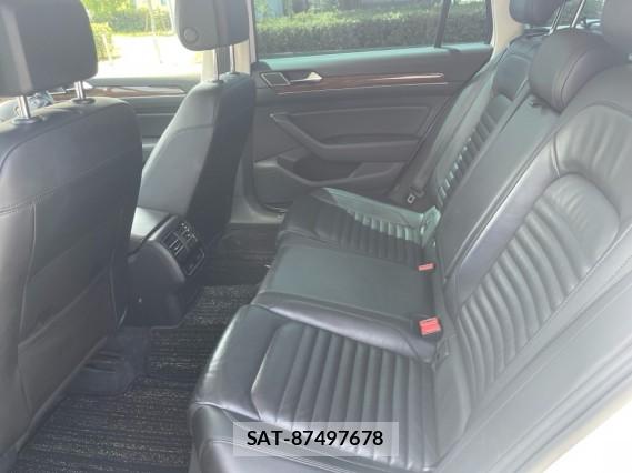 VolksWagen PASSAT VARIANT 2015-09 8550330-6
