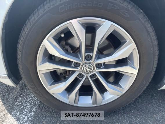 VolksWagen PASSAT VARIANT 2015-09 8550330-8