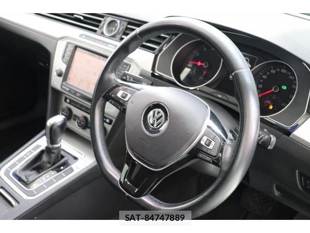 VolksWagen PASSAT VARIANT 2015-12 8550993-15