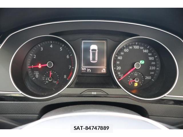 VolksWagen PASSAT VARIANT 2015-12 8550993-17