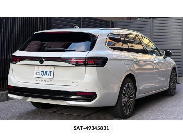VolksWagen PASSAT 2025 8548946-11