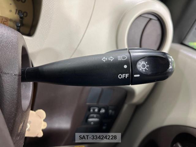 Toyota PASSO 2011-10 8548056-6