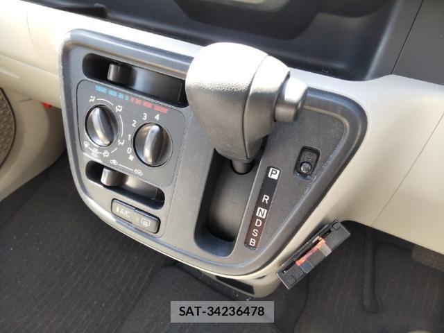 Toyota PASSO 2019-08 8552160-11