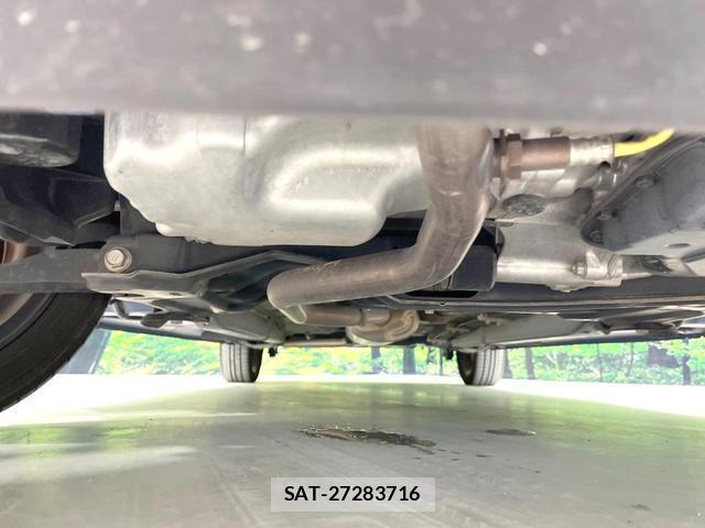 Toyota Pixis Mega 2016-02 8547222-18