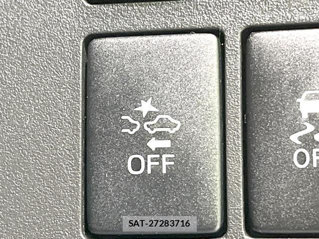 Toyota Pixis Mega 2016-02 8547222-5