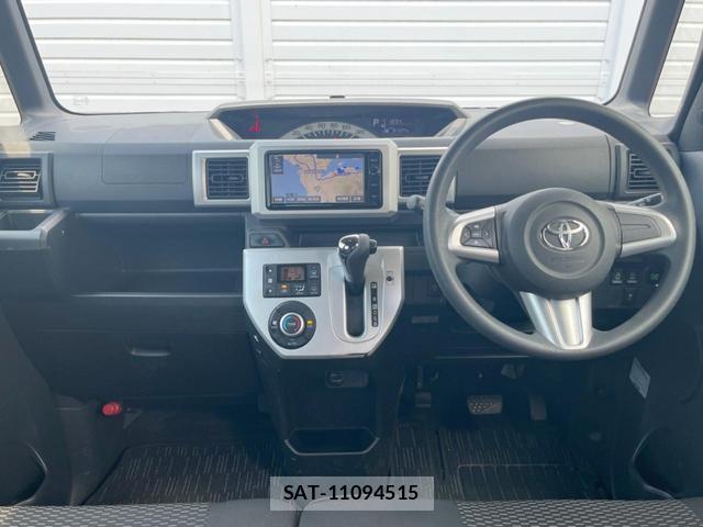 Toyota Pixis Mega 2015-09 8550076-1